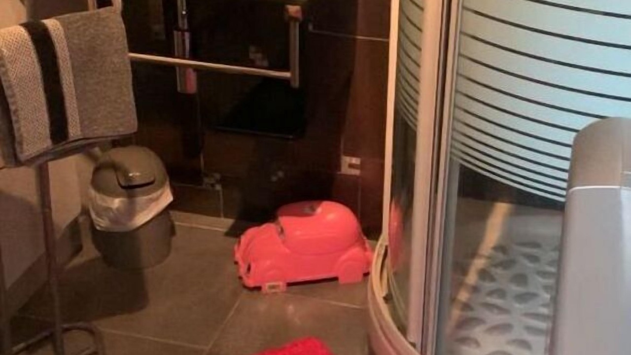 Photo of Bathroom in Tredrez-Locquemeau