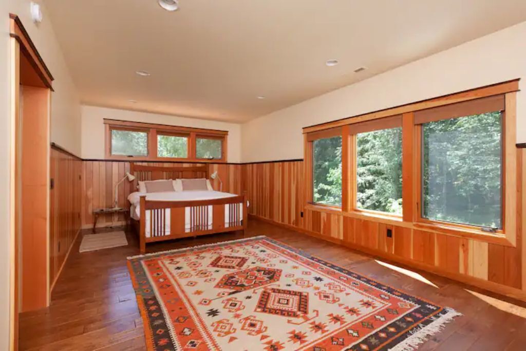 Photo of Bedroom in Rhododendron