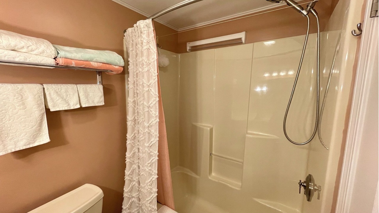 Photo of Bathroom in Ogunquit