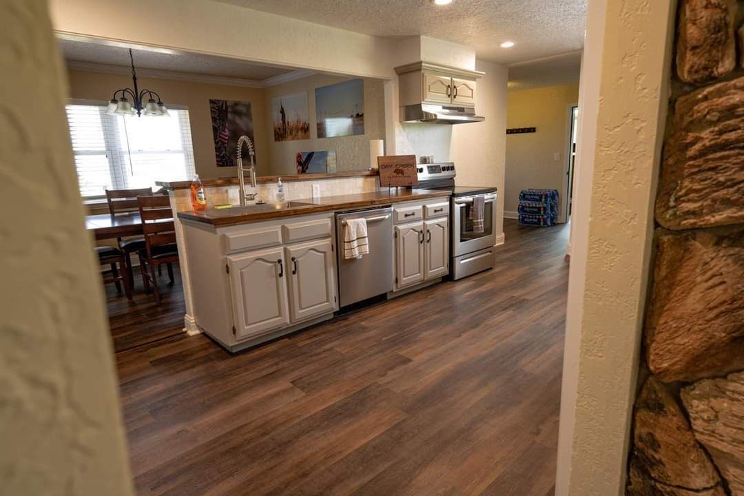 Photo of Kitchen in Holliday