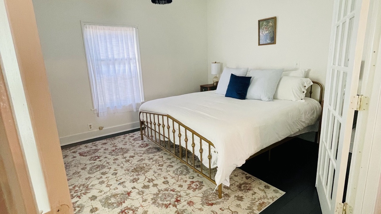 Photo of Bedroom in Carlton