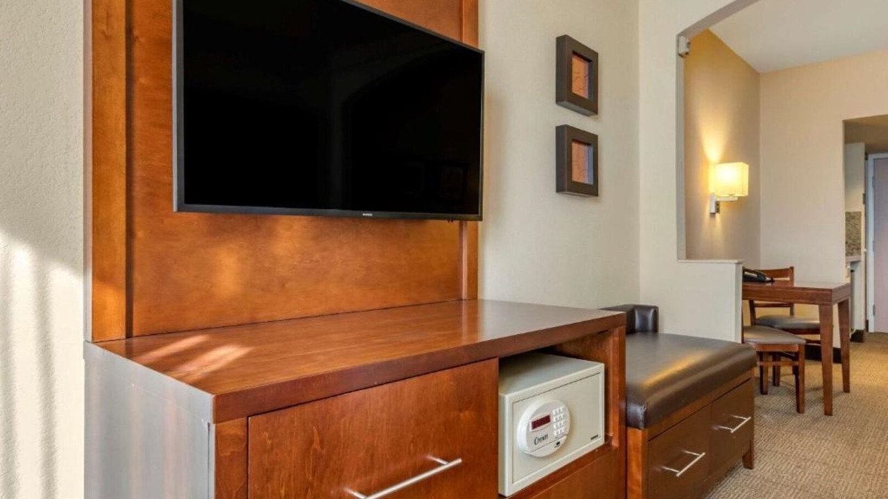 Photo of Bedroom in Tamiami