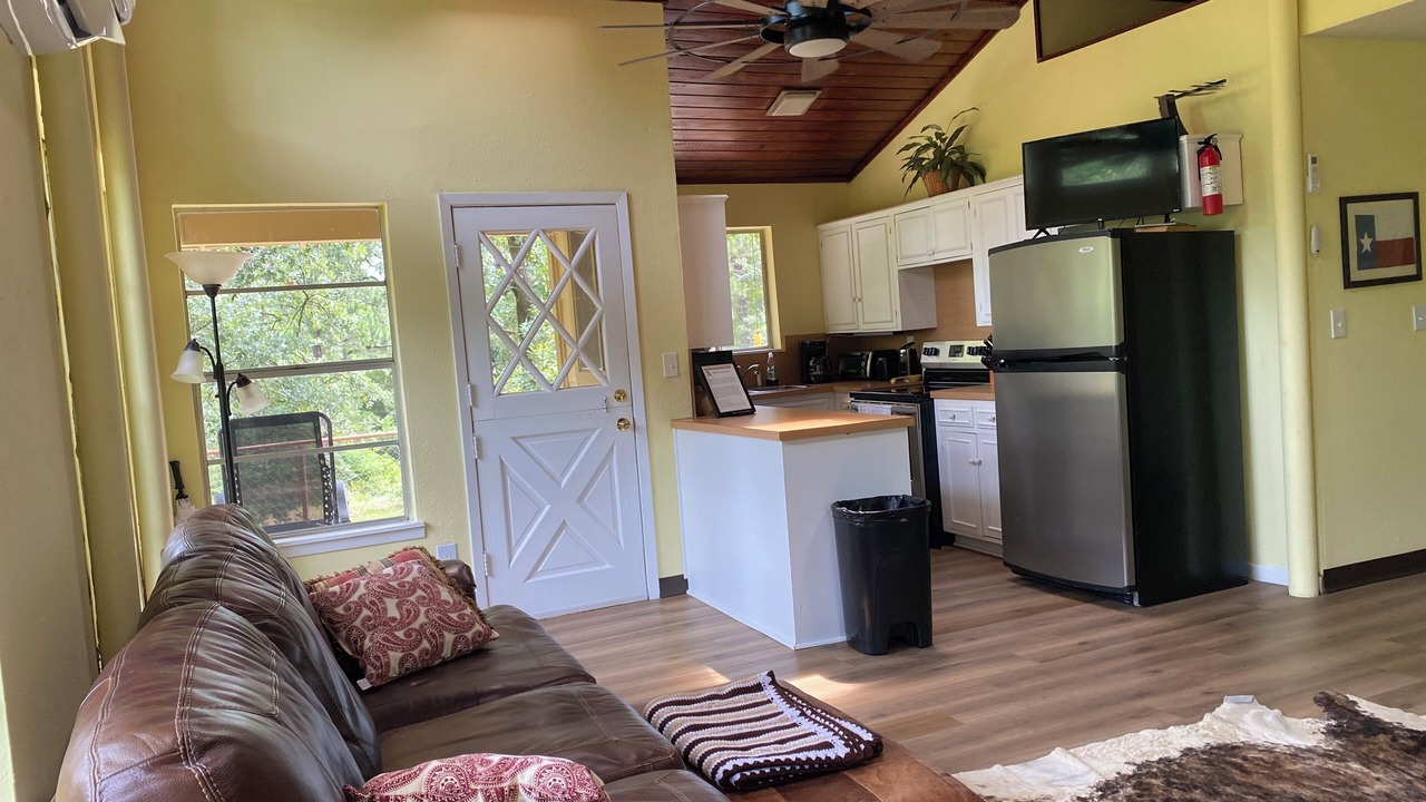 Photo of Livingroom in Canton