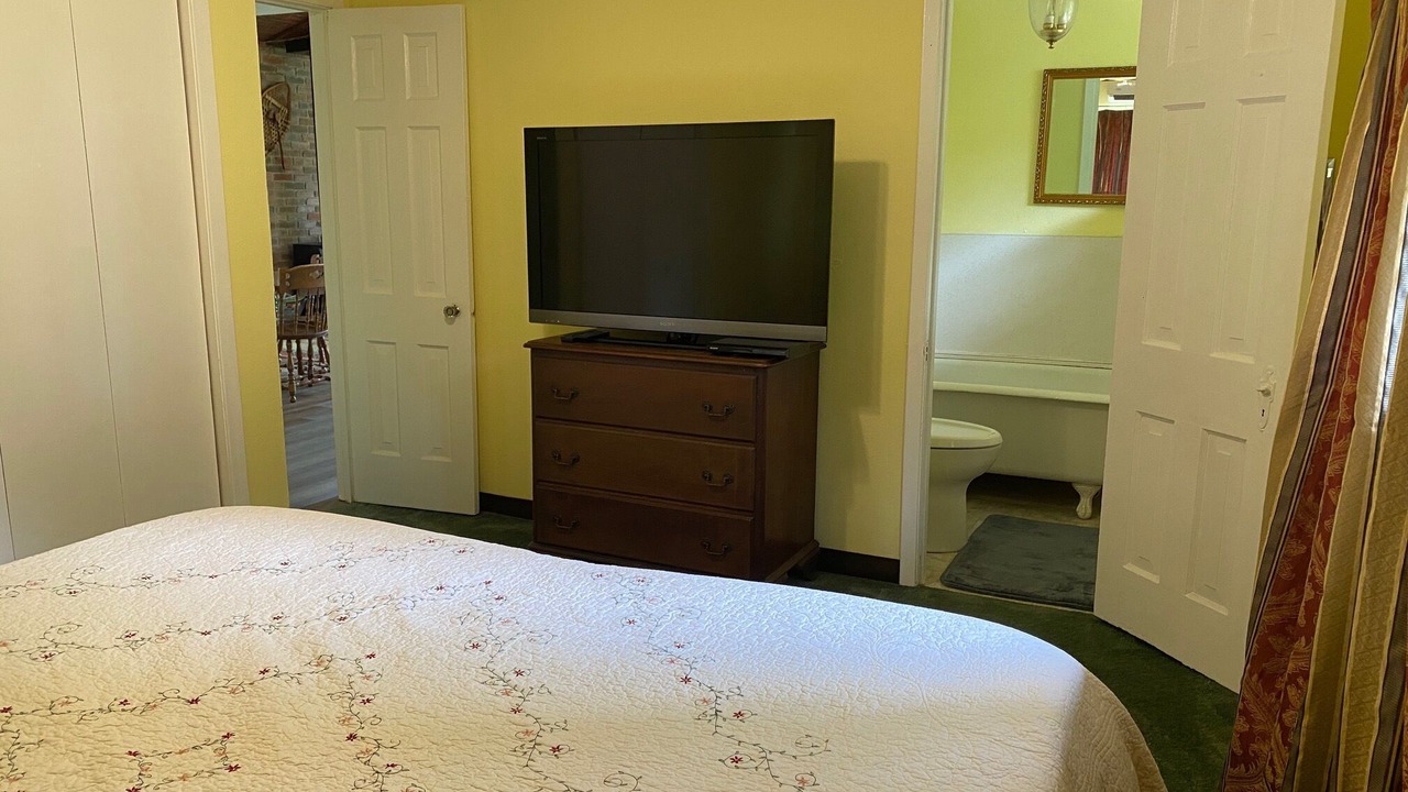 Photo of Bedroom in Canton