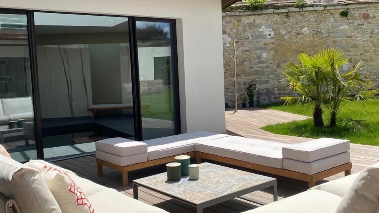 Photo of Patio Balcony in Fontainebleau