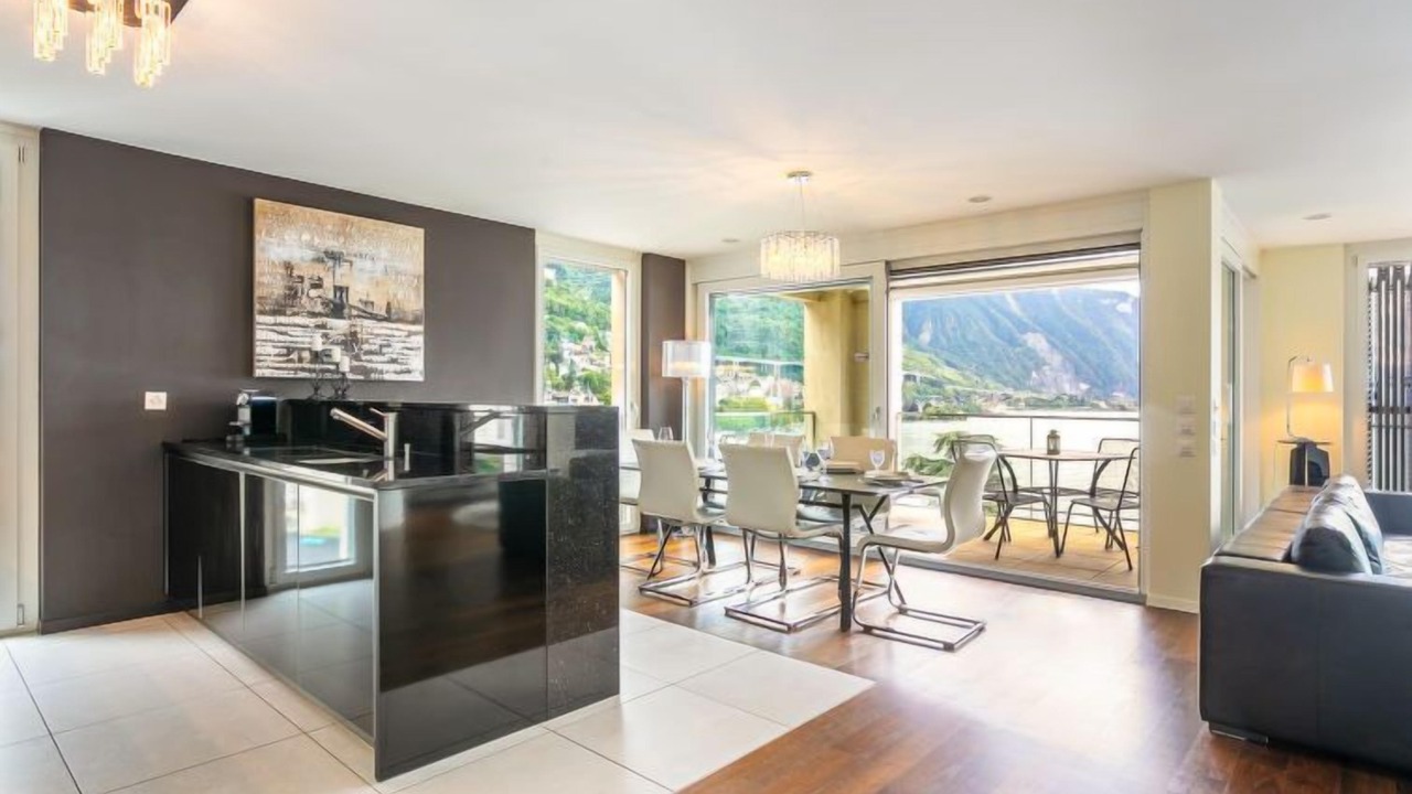 Photo of Bedroom in Montreux City Centre