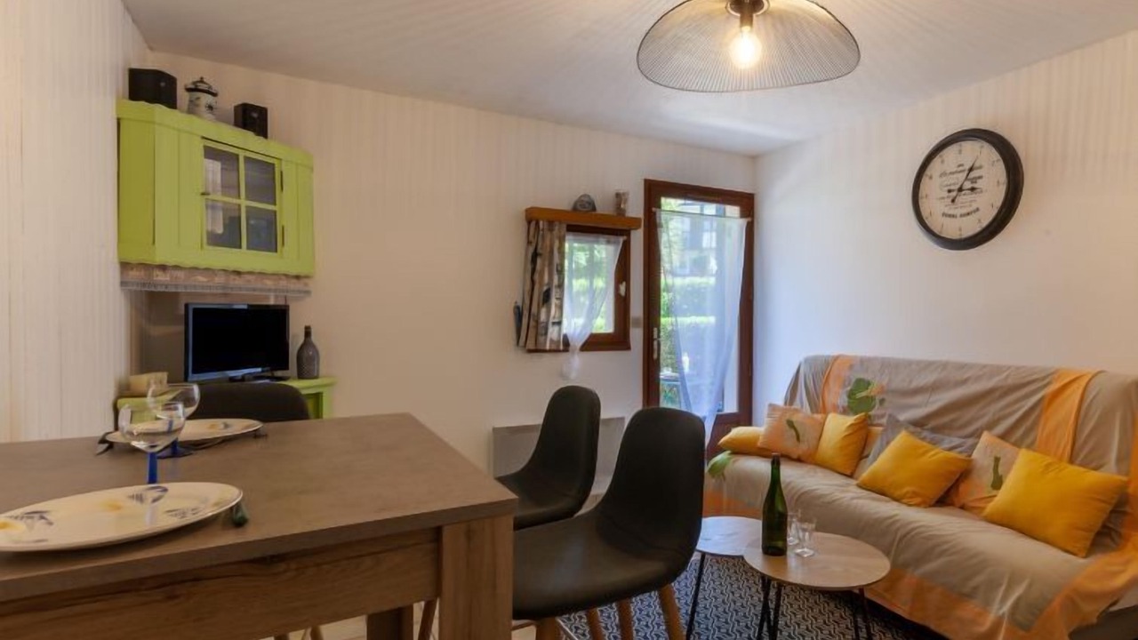 Photo of Livingroom in Le Home