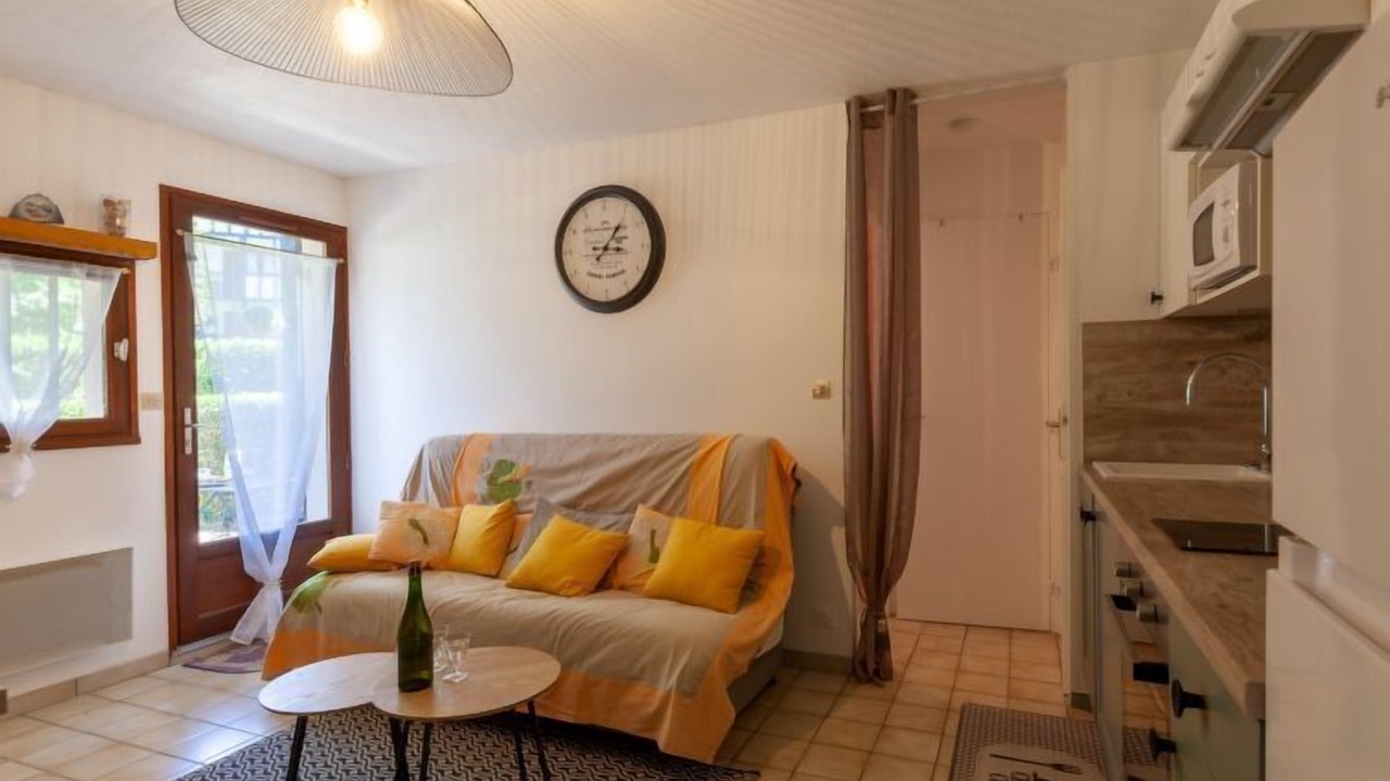 Photo of Livingroom in Le Home