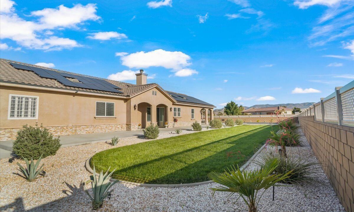 Photo of Outdoor in Palmdale