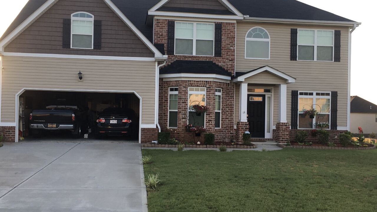 Photo of Outdoor in Graniteville
