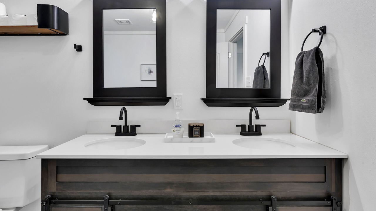 Photo of Bathroom in Karnack