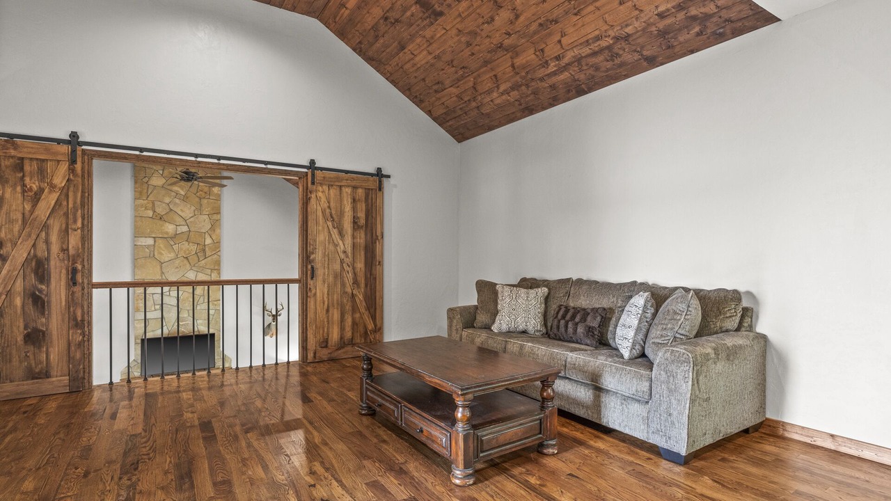 Photo of Livingroom in Dogwood