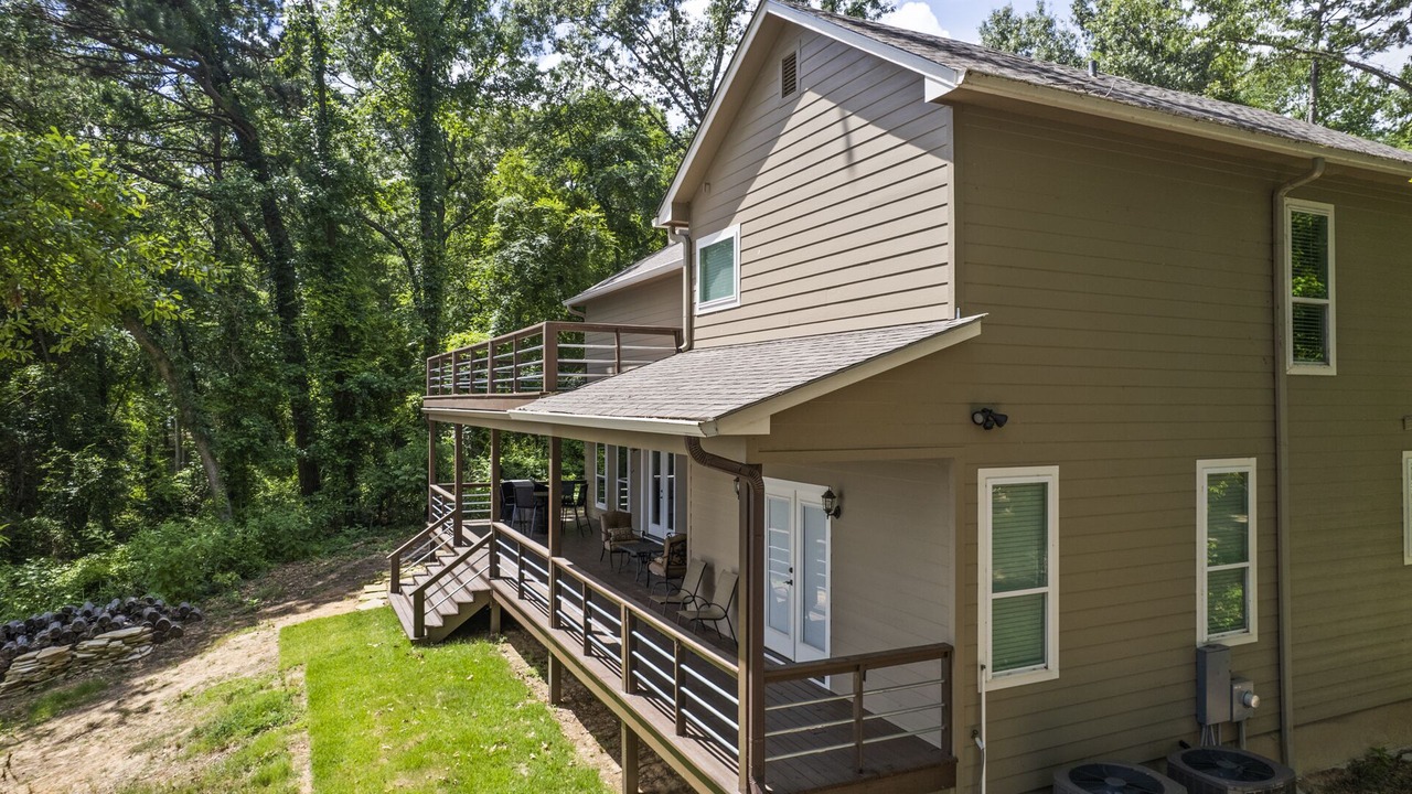 Photo of Outdoor in Dogwood