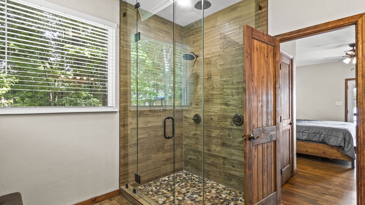 Photo of Bathroom in Dogwood