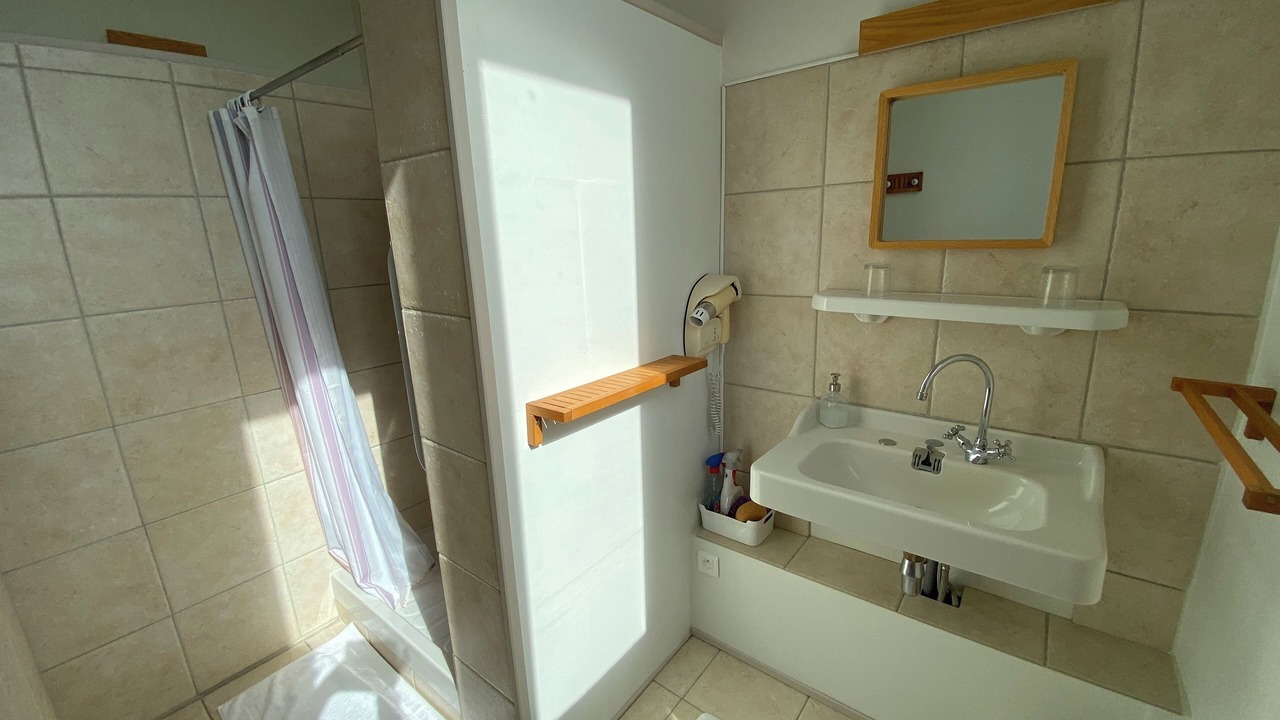 Photo of Bathroom in La Croix-Blanche