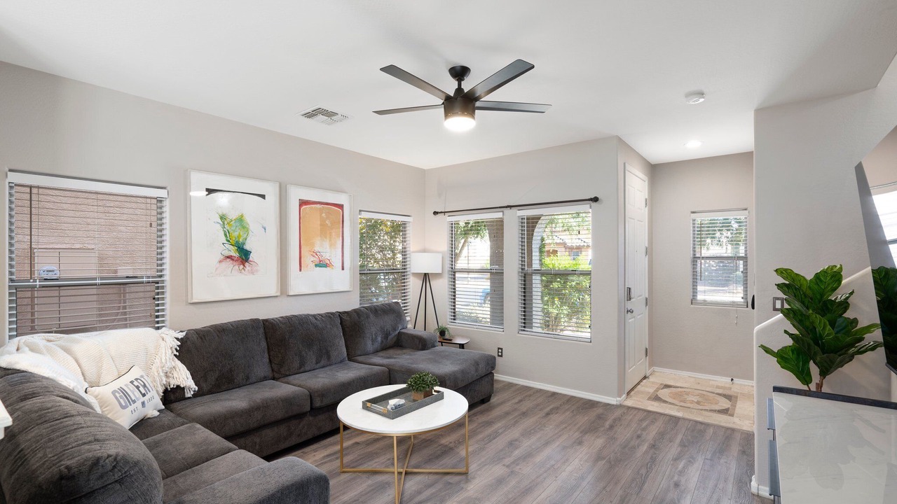 Photo of Livingroom in Gilbert