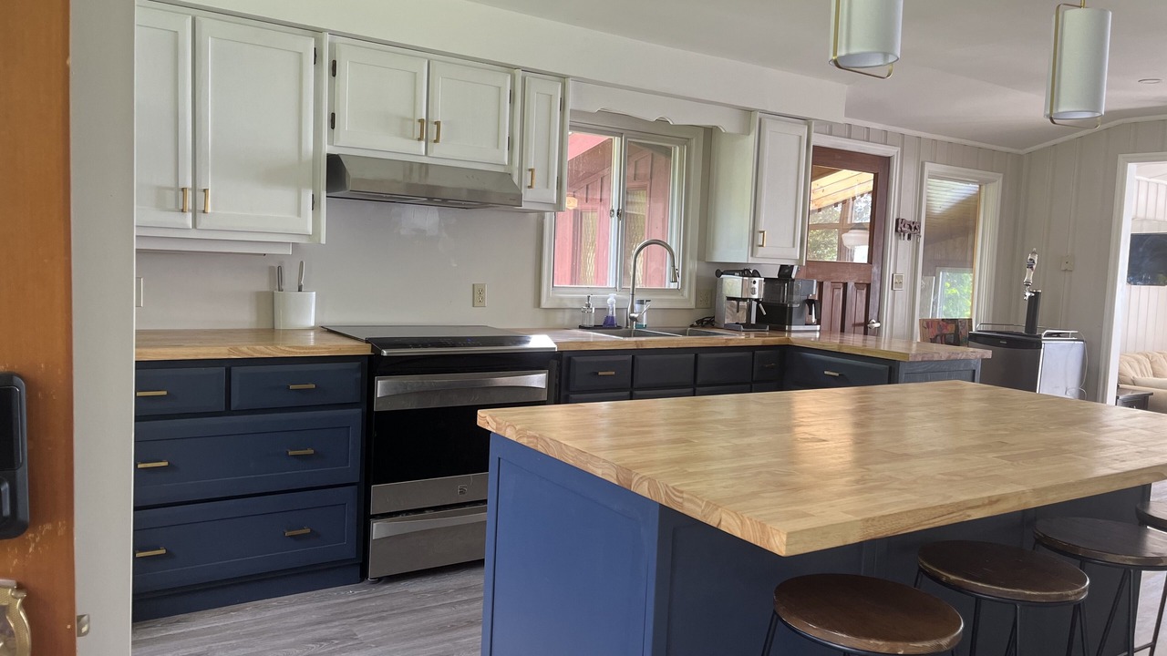 Photo of Kitchen in Fenelon Falls