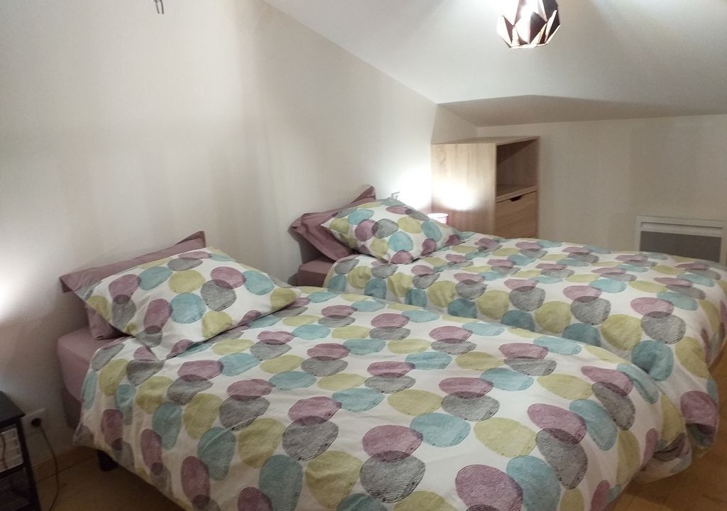 Photo of Bedroom in Thire