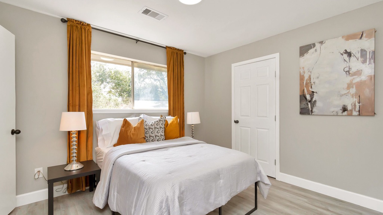 Photo of Bedroom in Greater Fondren Southwest