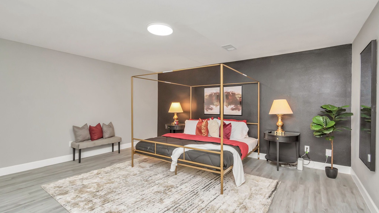 Photo of Bedroom in Greater Fondren Southwest