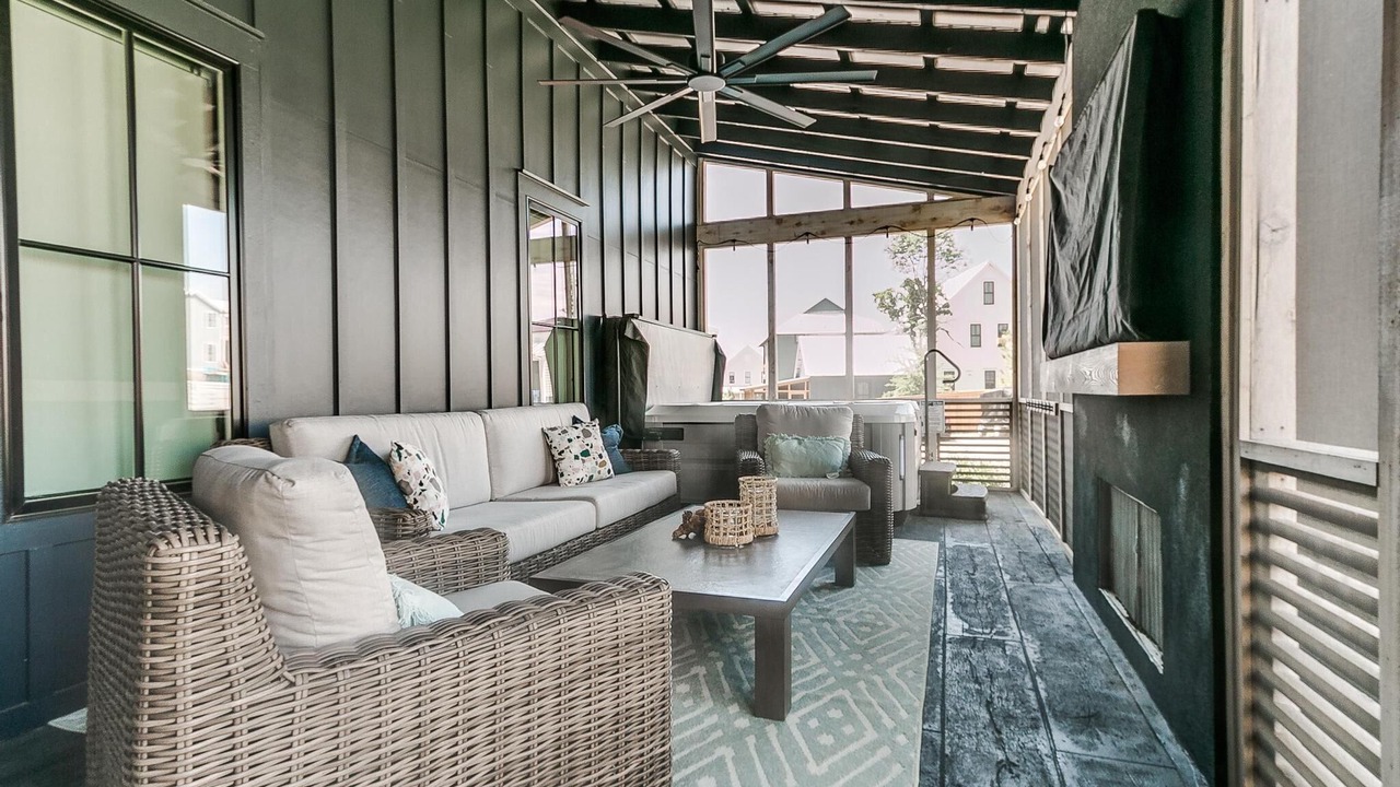 Photo of Livingroom in Eufaula