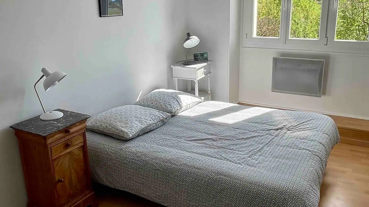 Photo of Bedroom in Saint-Pere