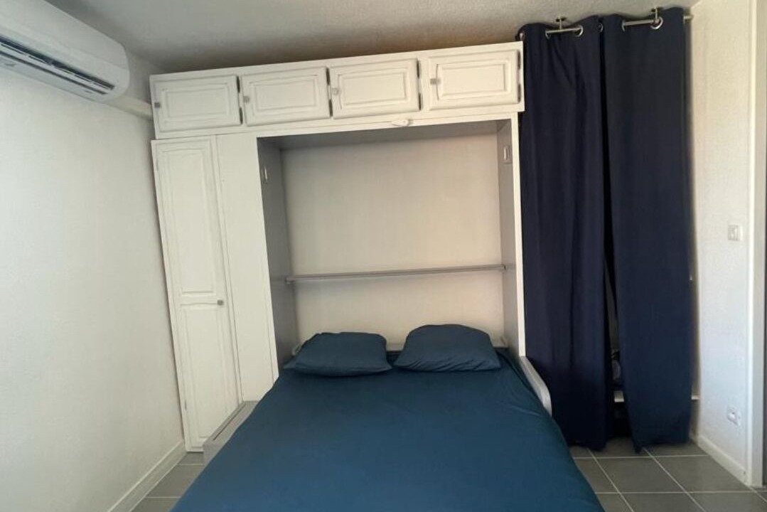 Photo of Bedroom in Les Arenes
