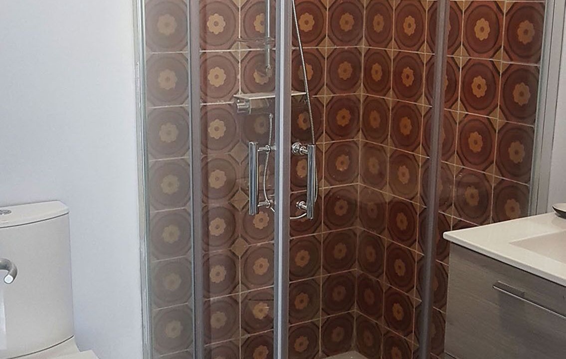 Photo of Bathroom in Charleval