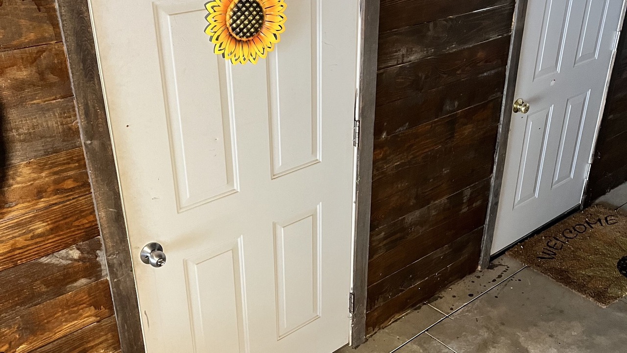 Photo of Others in Albany