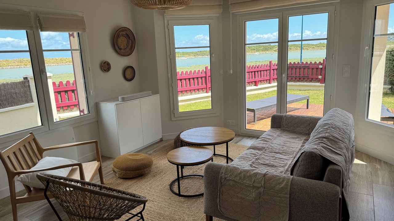 Photo of Livingroom in Port Guillaume