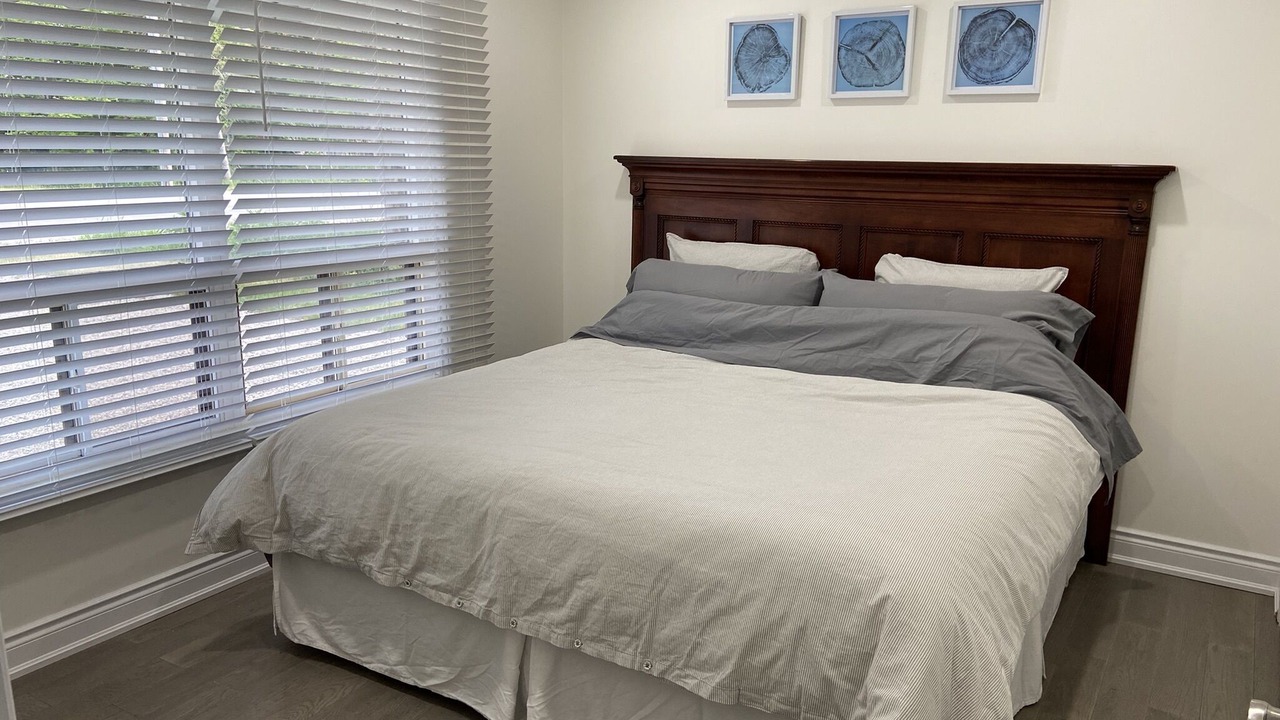 Photo of Bedroom in Wasaga Beach