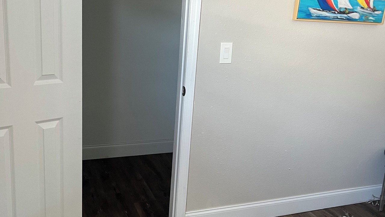Photo of Bedroom in Aloha Gardens