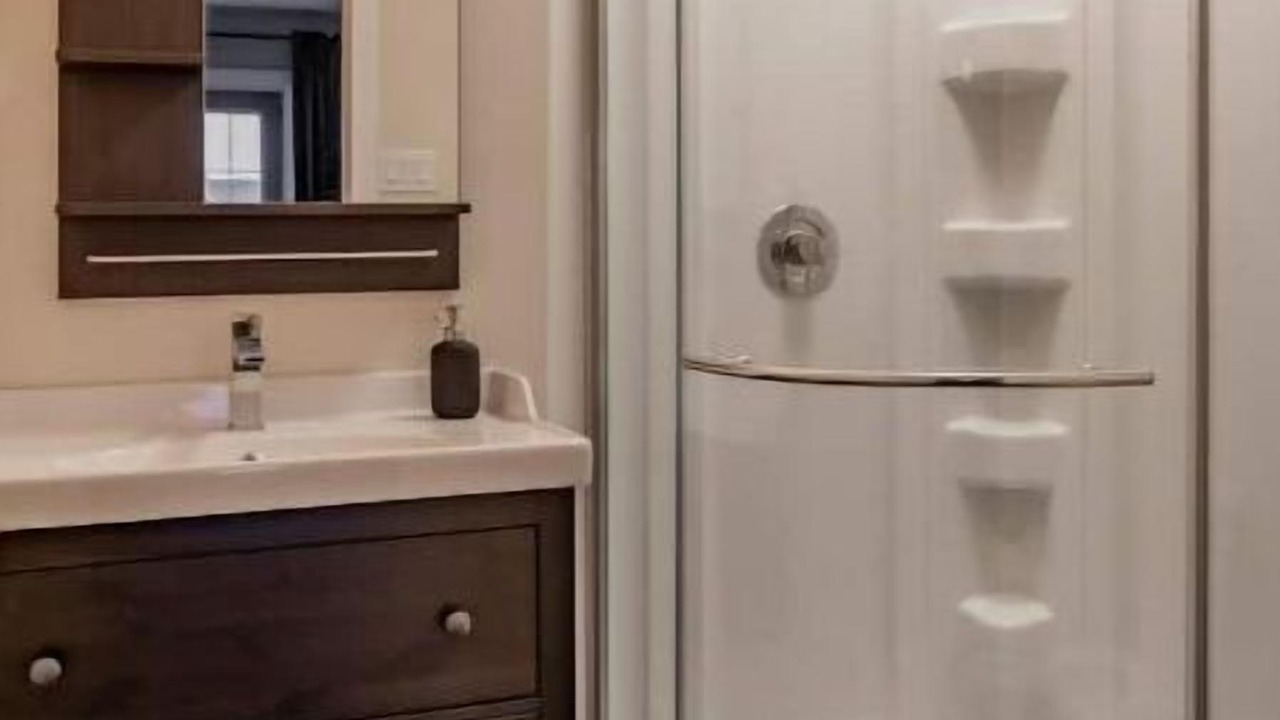 Photo of Bathroom in Traverse Bay