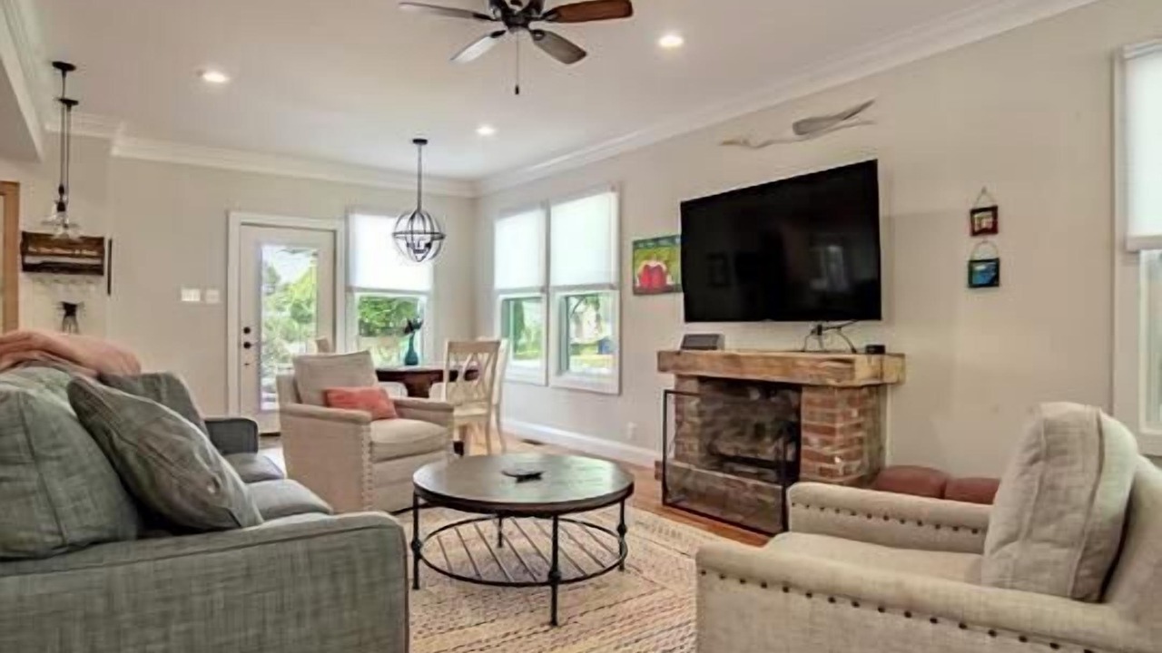 Photo of Livingroom in Cape Charles