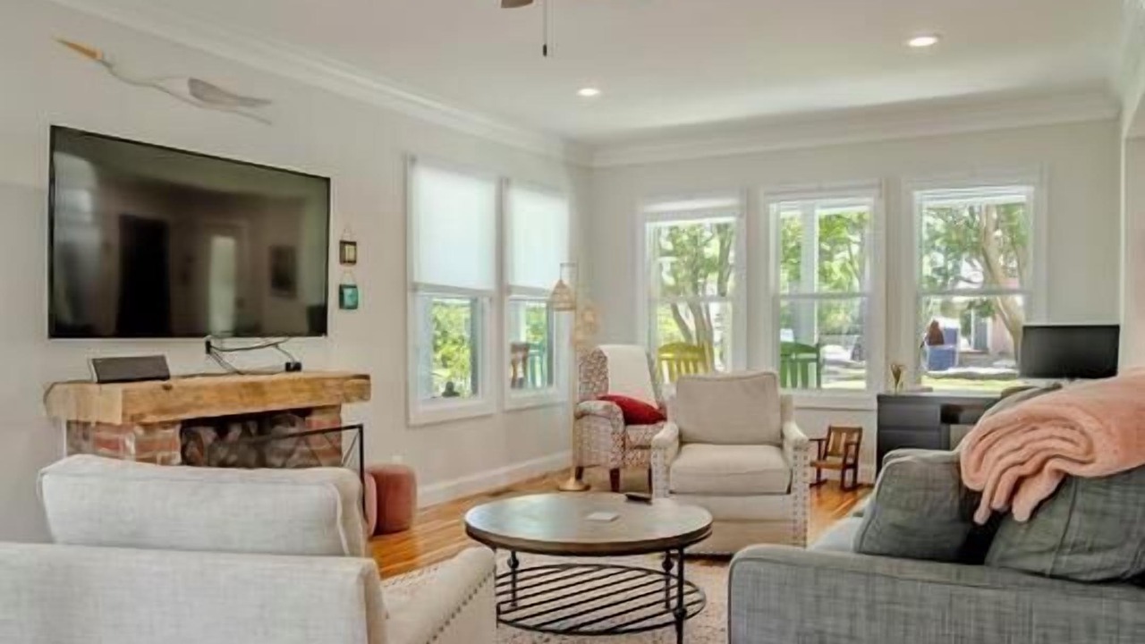 Photo of Livingroom in Cape Charles