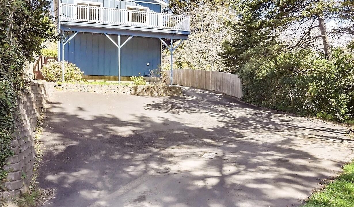 Photo of Outdoor in Agate Beach