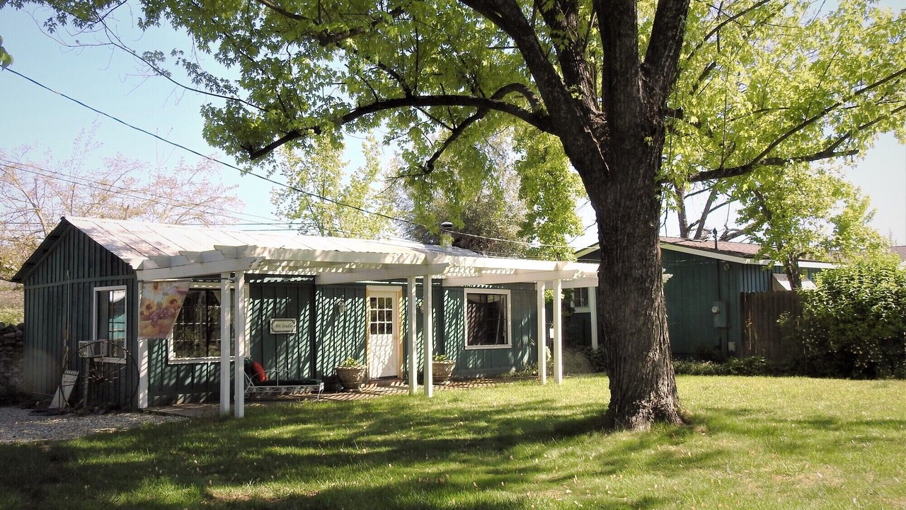 Photo of Others in Douglas Flat