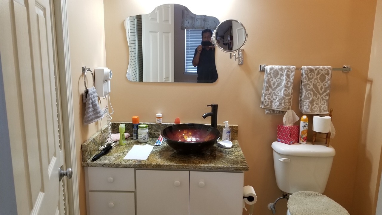 Photo of Bathroom in Red Hill