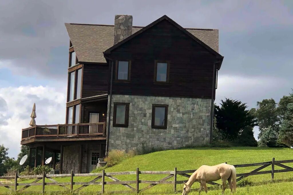 Photo of Outdoor in Laurel Fork
