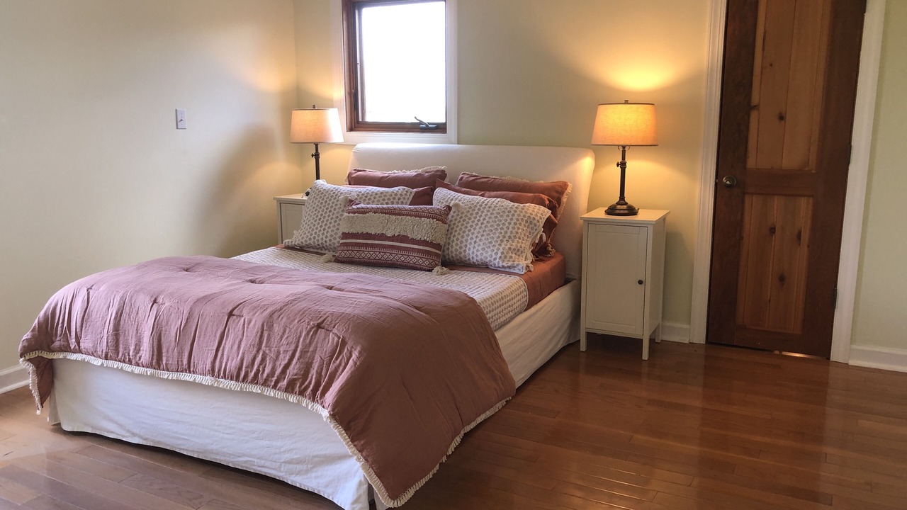 Photo of Bedroom in Laurel Fork