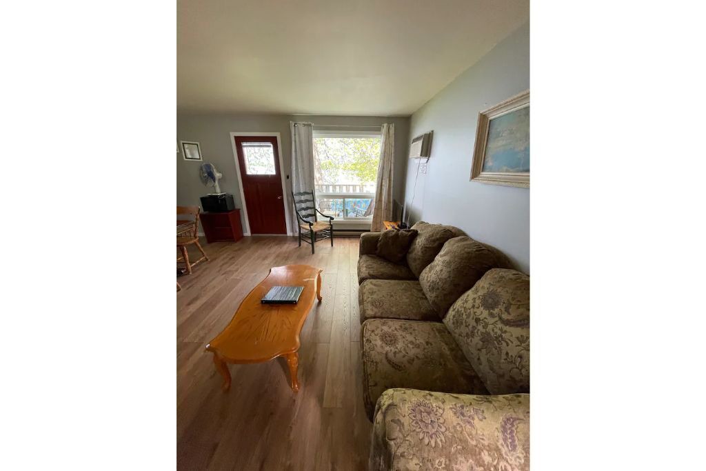 Photo of Livingroom in Frontenac