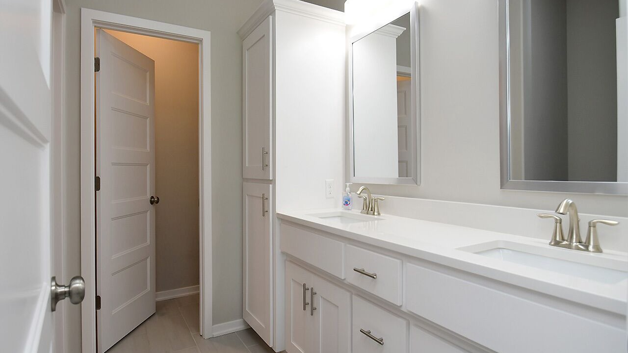 Photo of Bathroom in Elkhorn