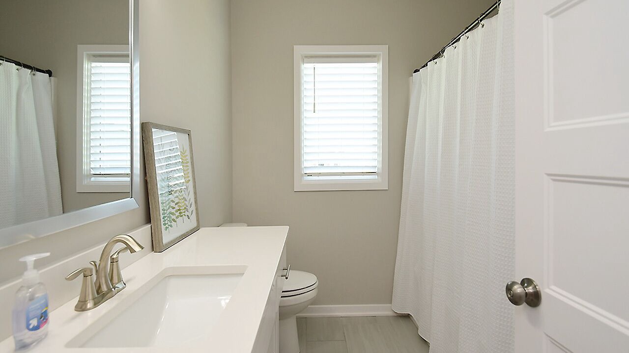 Photo of Bathroom in Elkhorn