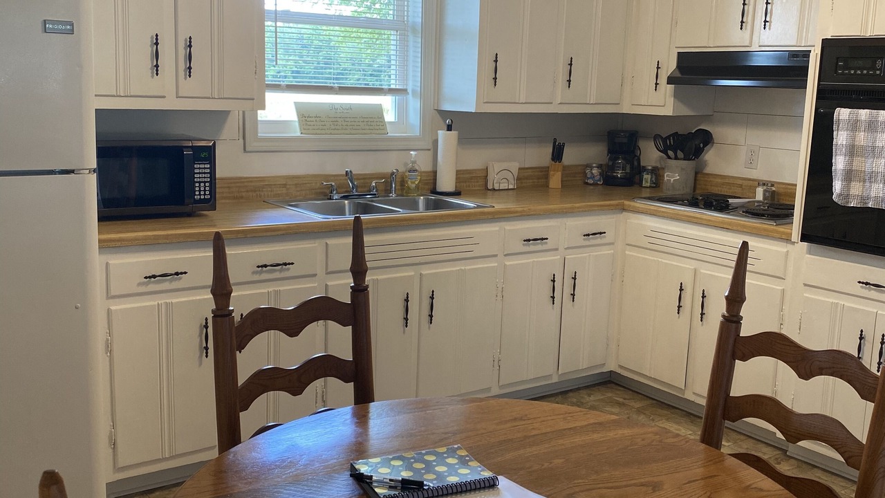 Photo of Kitchen in Decherd