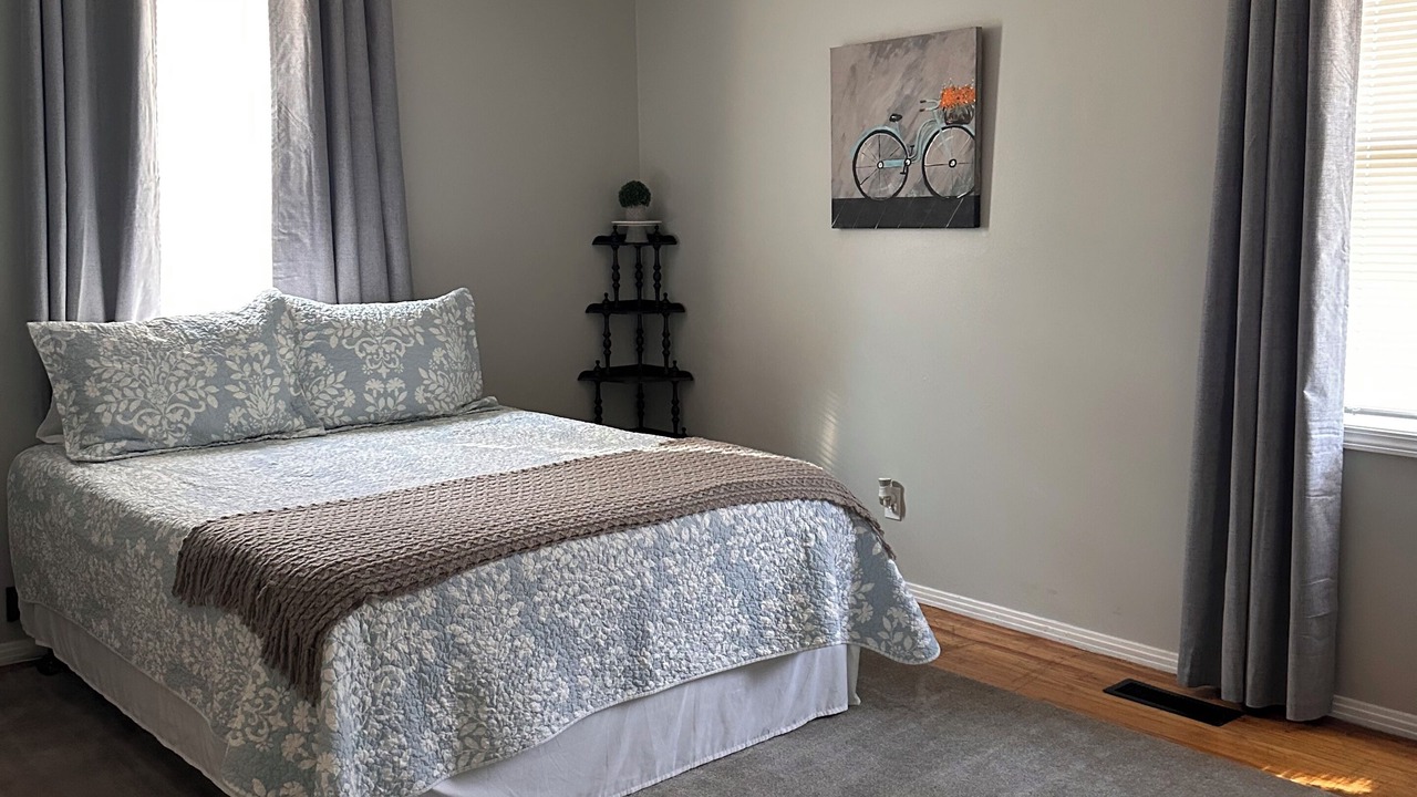 Photo of Bedroom in Decherd