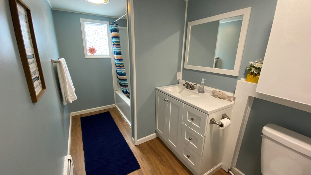 Photo of Bathroom in Kalifornsky