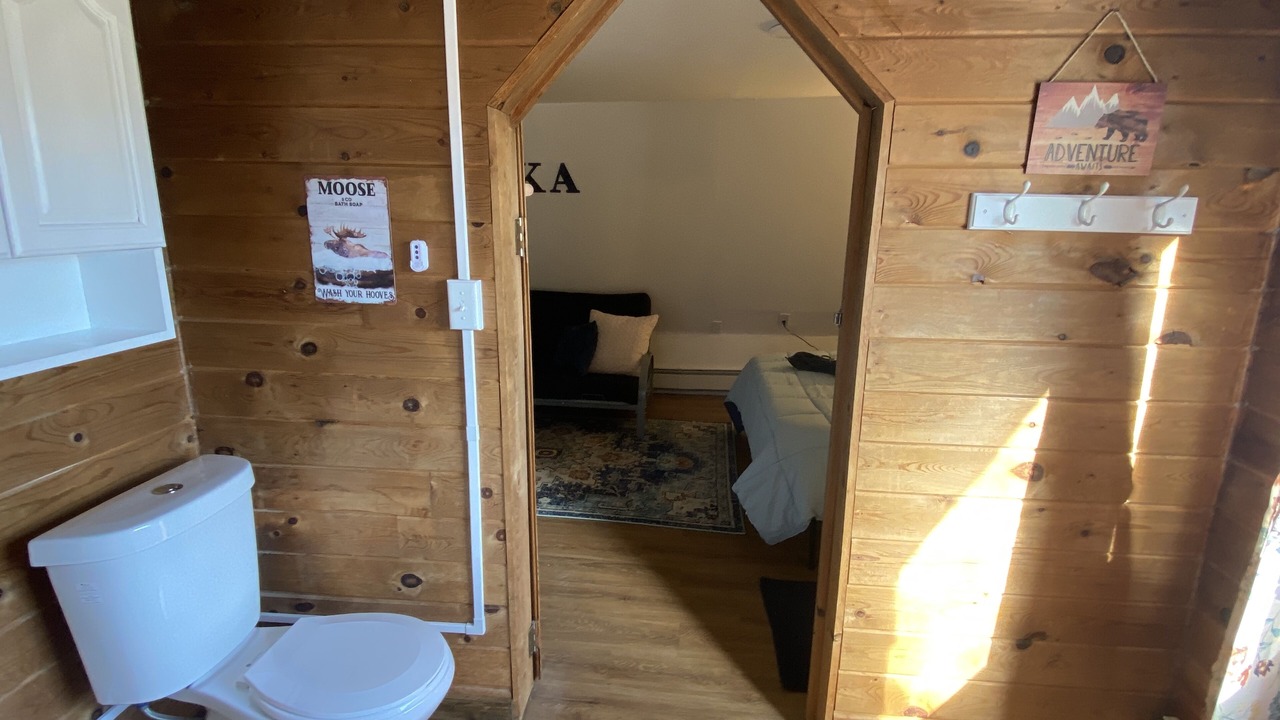 Photo of Bathroom in Kalifornsky
