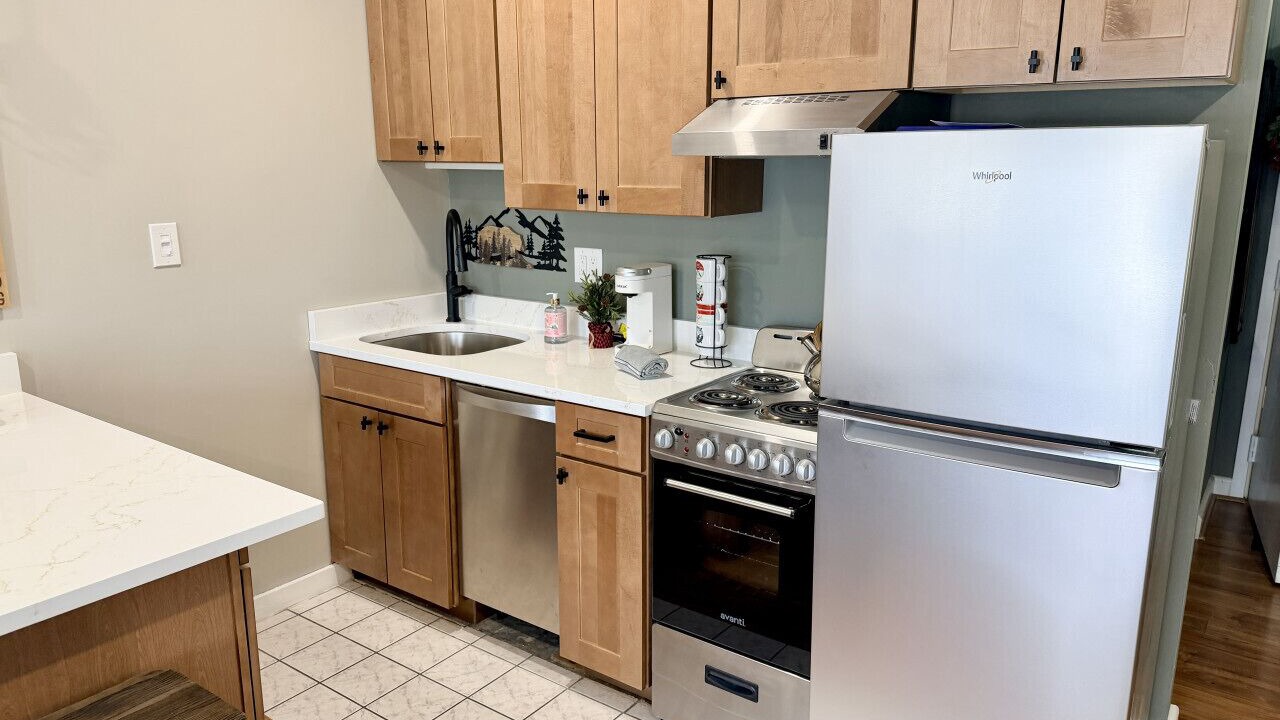 Photo of Others in Lincoln