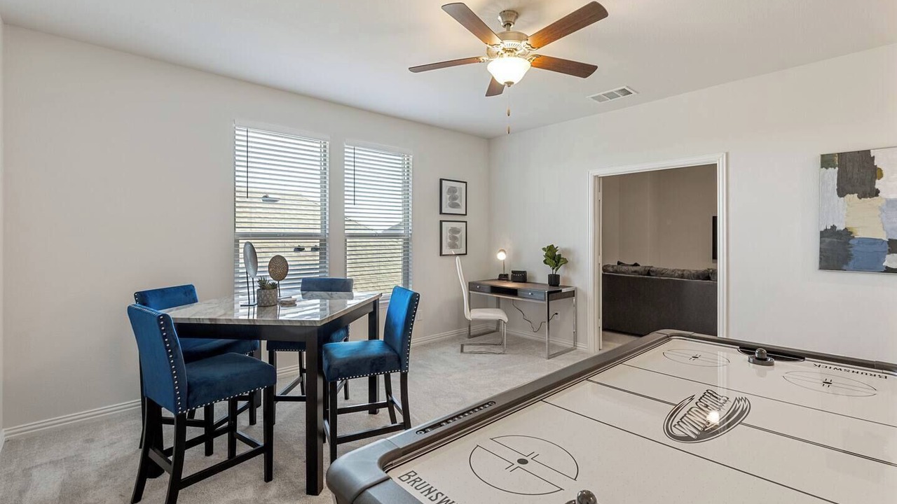 Photo of Bedroom in Northlake
