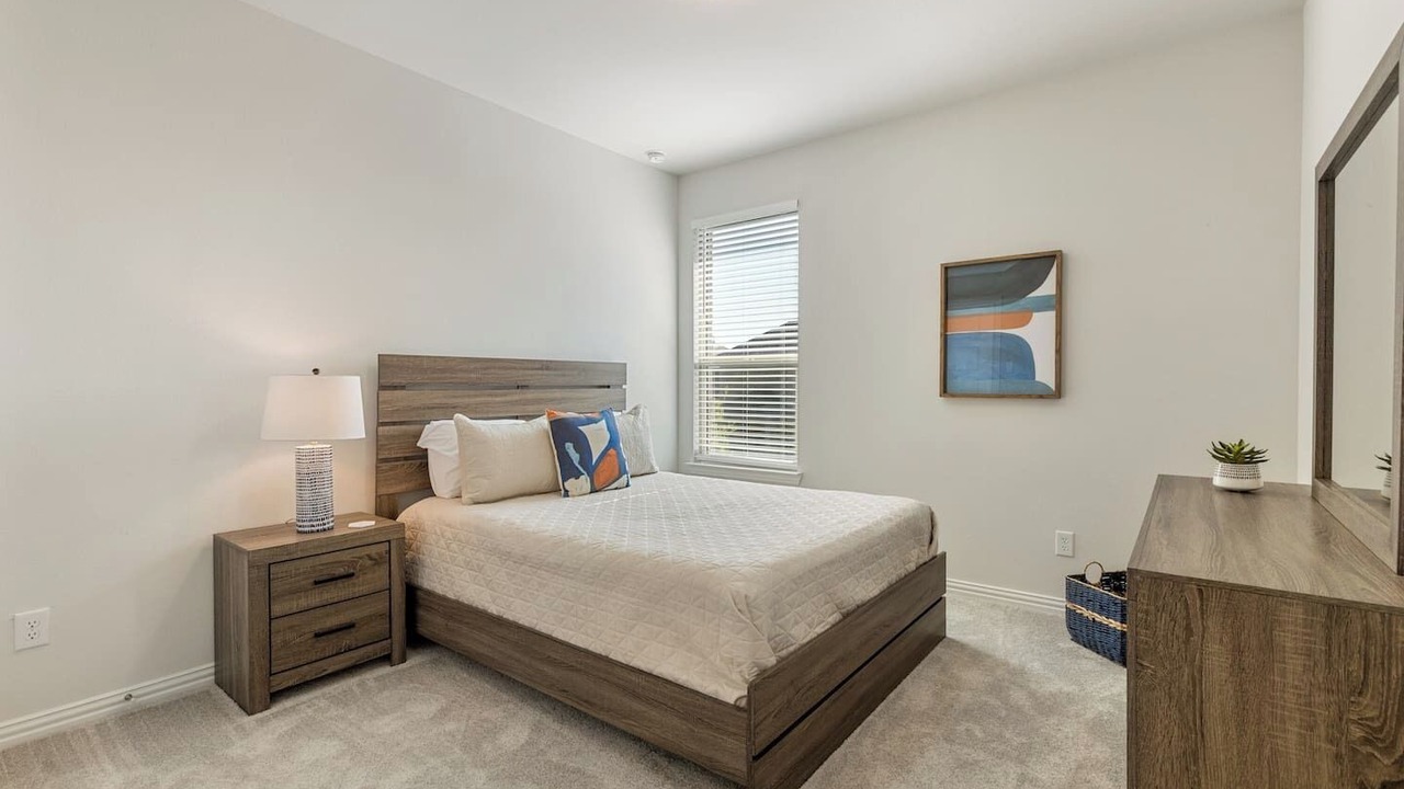 Photo of Bedroom in Northlake